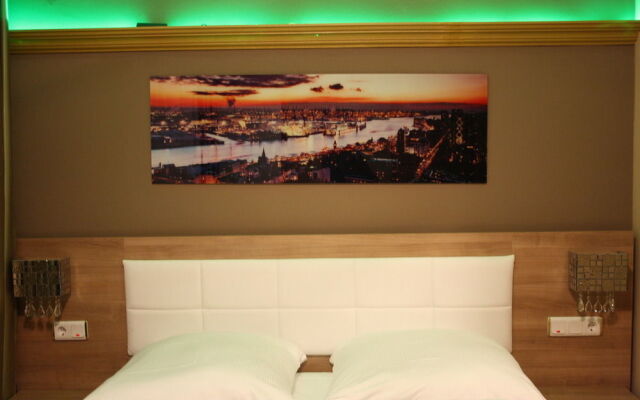 C&S Hotel