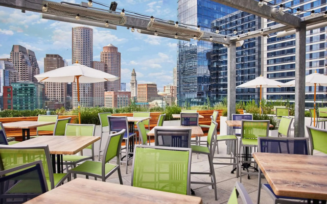YOTEL Boston
