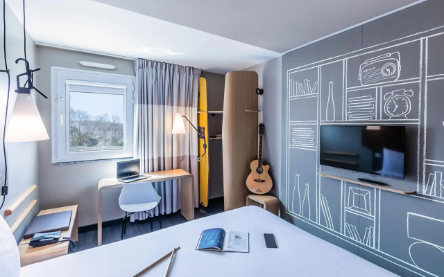 ibis Porto Gaia