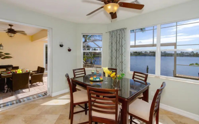 Eight Lakes Home