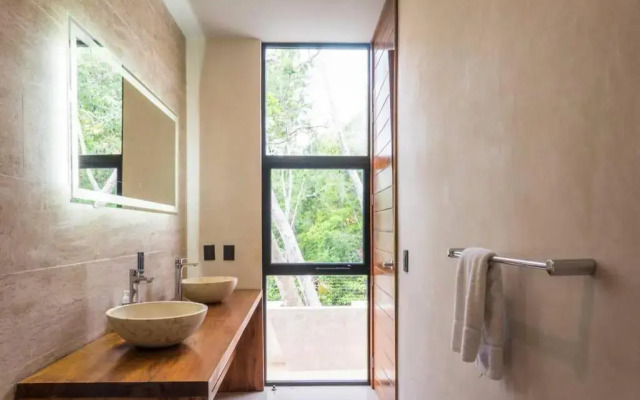 Villa Capricho - Jacuzzi and Chef included 8PPL 4BR