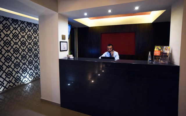 Six Hotel Guadalajara Expiatorio