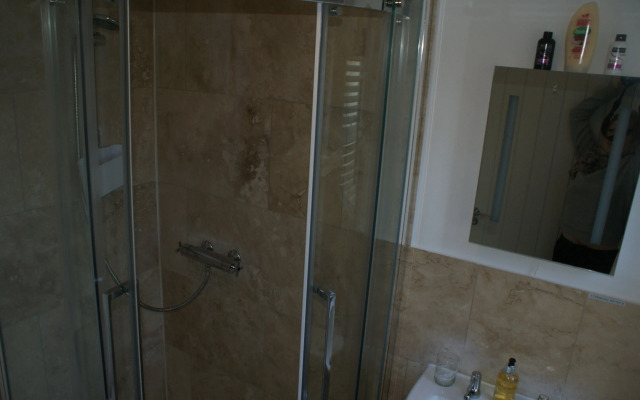 Tirah Bed and Breakfast