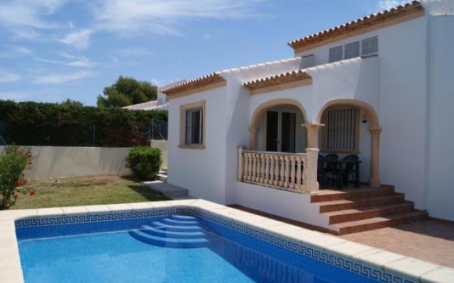 Apartment with pool, garden in Javea
