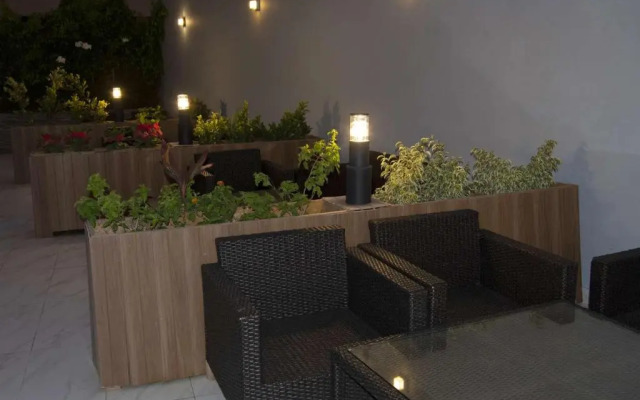 Axil Hotel
