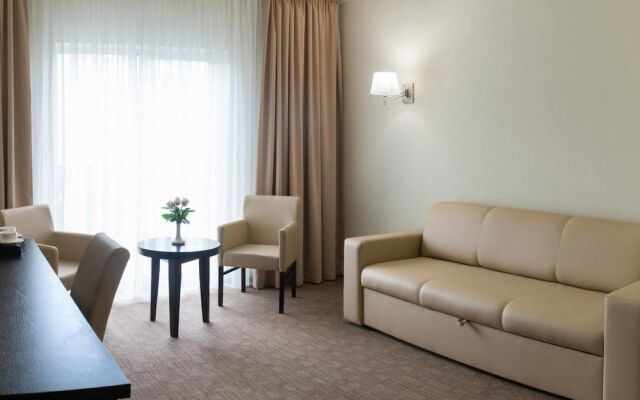 Green Park Hotel