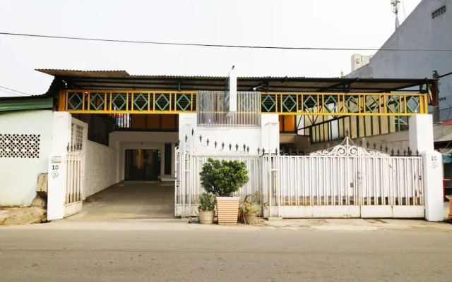 Airy Syariah Raya Inpres Kramat Jati Jakarta