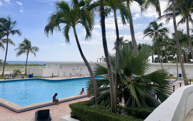 Casablanca by Suarez Condo Hotels