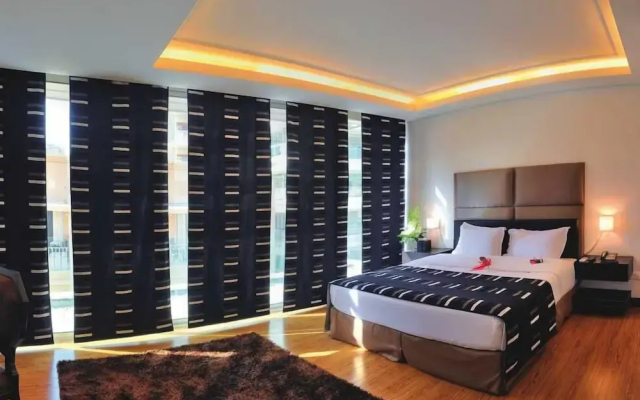 Orient Queen Homes