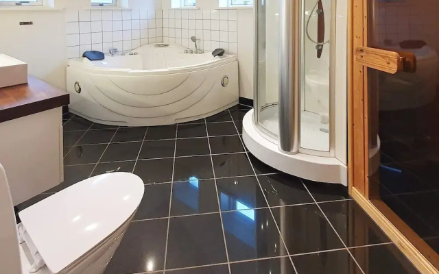 8 Person Holiday Home in Asnaes