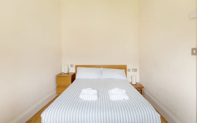 Grassholm, Haverfordwest