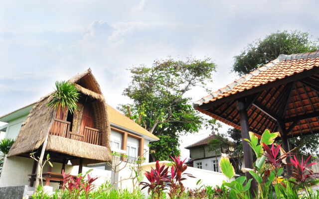 Villa Tangtu Beach Inn