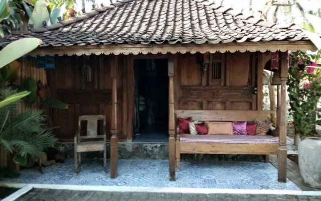 The Ermaja's Pavilion Hotel