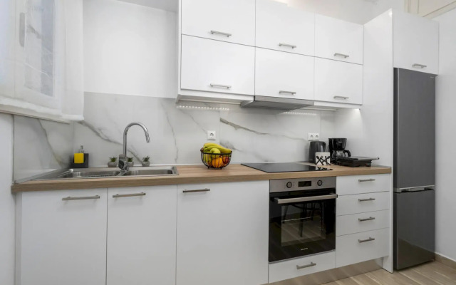 Aristo Apartment by Estia