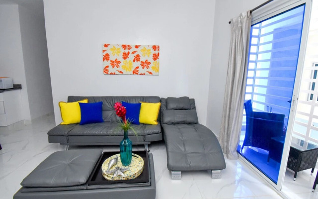 Rosil Place Aparthotel by the Beach