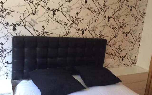 Malaga 102181 2 Bedroom Apartment By Mo Rentals