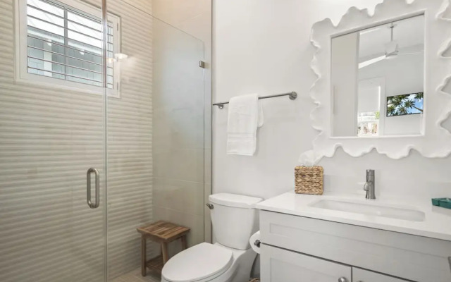 Serenity Shore 305 SOU