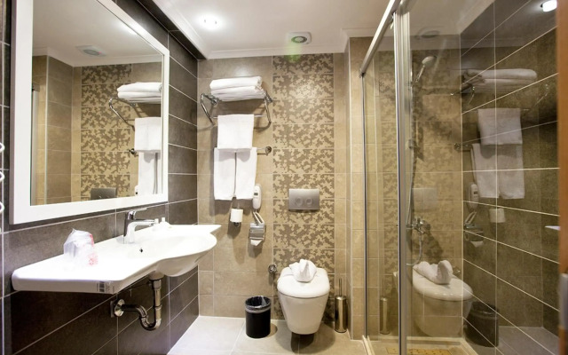 Marbel Hotel by Palm Wings