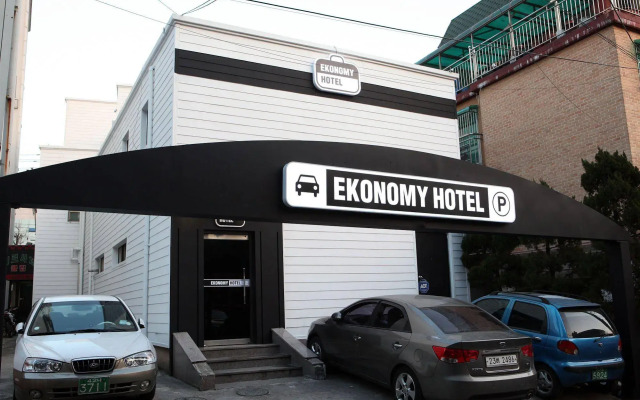 Ekonomy Hotel