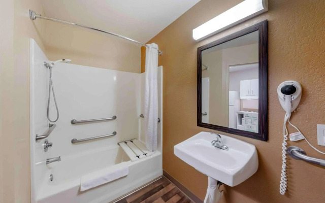 Extended Stay America Suites Orange County Huntington Beach