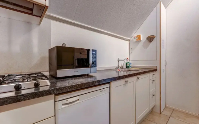 Picturesque Holiday Home in Oldenzaal With Jacuzzi