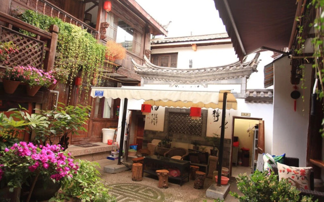Lijiang Old Town Liuheju Inn