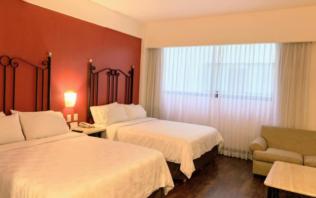 Holiday Inn Hotel & Suites Guadalajara-Centro Historico by IHG