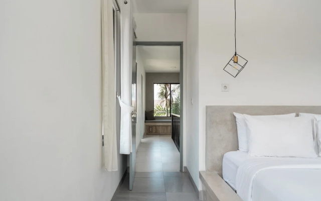 Melasti Villa 2 by Alfred in Bali – Guest Rooms – Tibubeneng