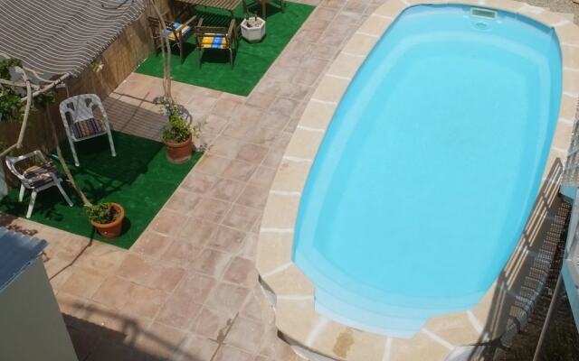 Hostel Villa Cabreros
