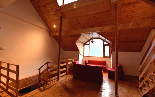 OYO 11677 Hidden Heaven Cottage