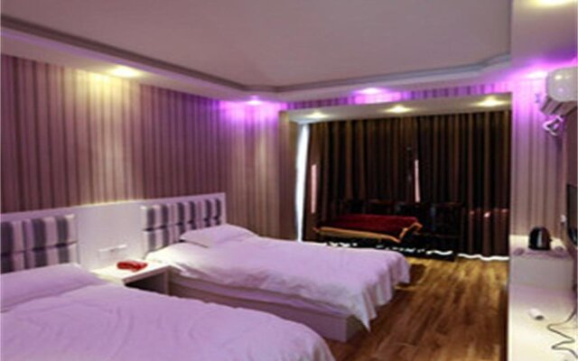 Suzhou Winnie 77 Theme Hotel