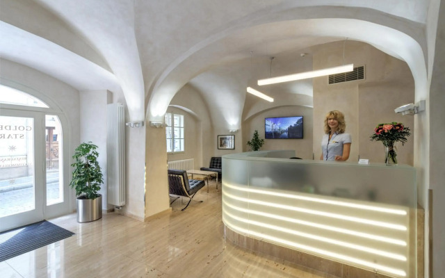 Hotel Golden Star