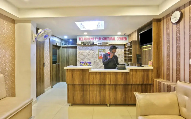 Navvada Regency By OYO Rooms