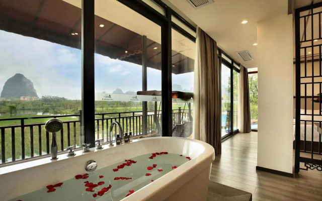 Peach Blossom Resort Hotel