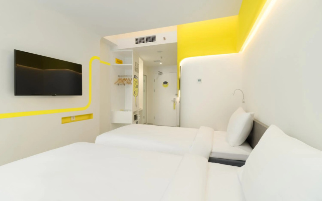 YELLO Hotel Kuta Beachwalk Bali – Guest Rooms – Kuta