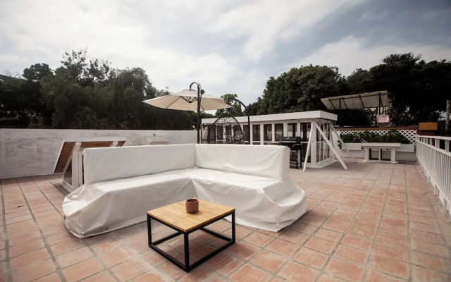 Great Villa in Barranco by Wynwood House