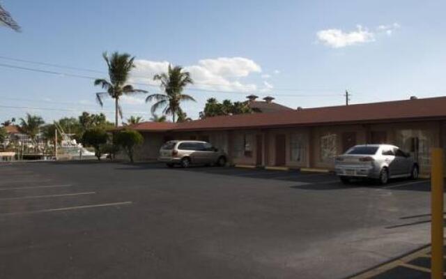 Tahitian Inn