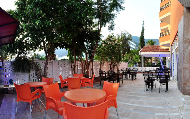 Kleopatra Sunli̇ght Hotel