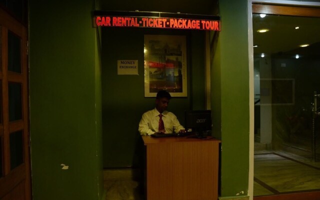 Hotel Raj Palace