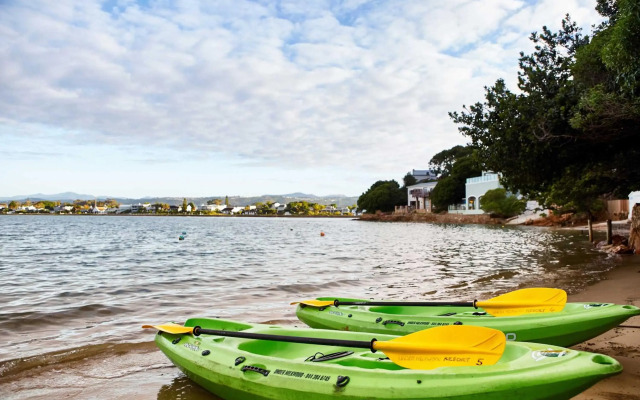 Under Milkwood Resort
