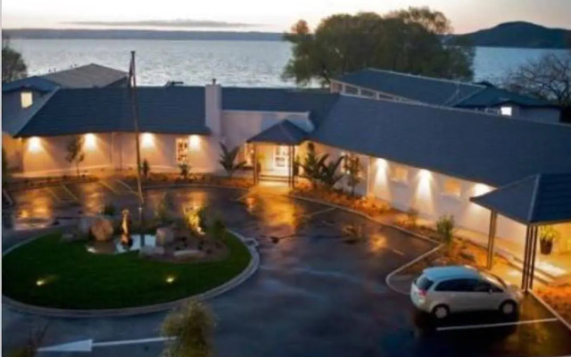 Wai Ora Lakeside Spa Resort