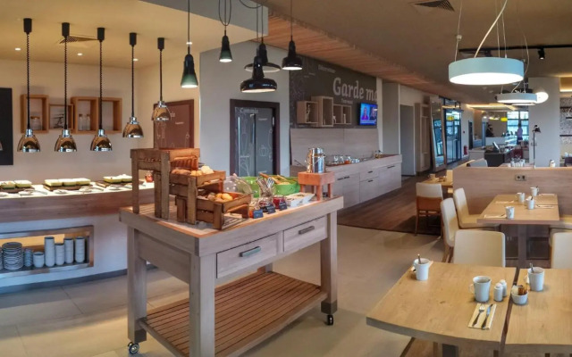 Holiday Inn Prague Airport by IHG