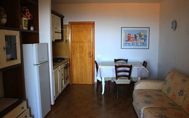 Cosy Holiday Home in Isola Rossa With Garden