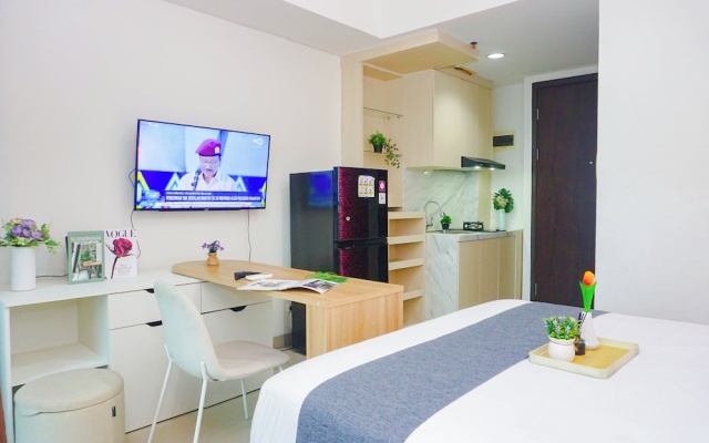 Relaxing Stay Studio At Apartment Lrt City Bekasi – Guest Rooms – Bekasi