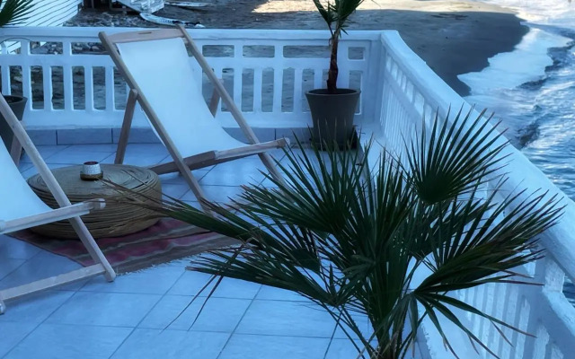 AQUA VERO sea residence