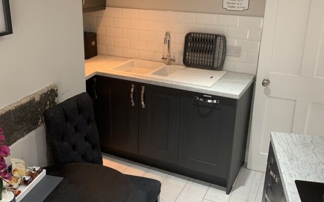 Impeccable 1-bed Apartment in the Heart of Hexham