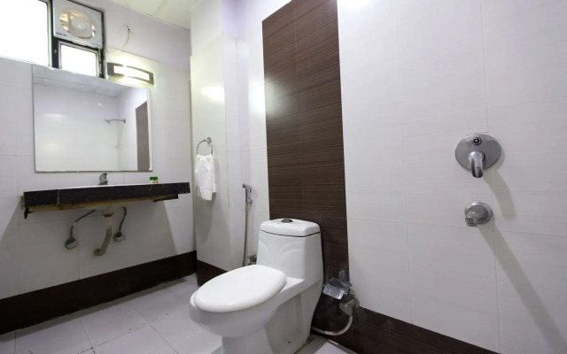 OYO 8307 Hotel Garden View