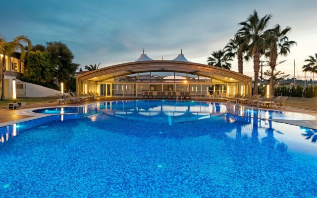 Sisus Hotel Cesme