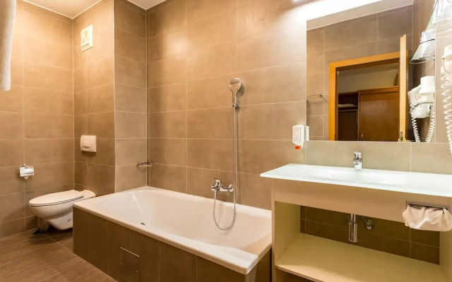 Thermenhotel Kurz