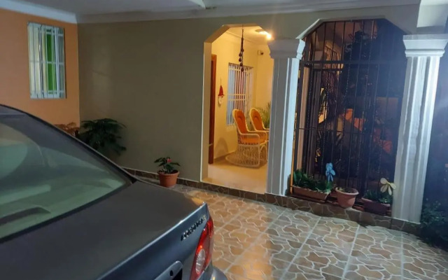 Hermosa casa urbanización Jardines del Norte